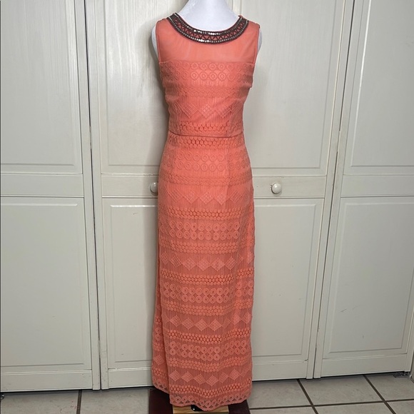 SD Collection Womens Lace Overlay Coral Embellished Sheath Maxi Dress Size 8 - Picture 1 of 14